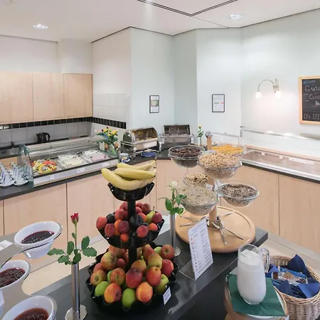 Western Im Forum Muelheim Hotell 4*