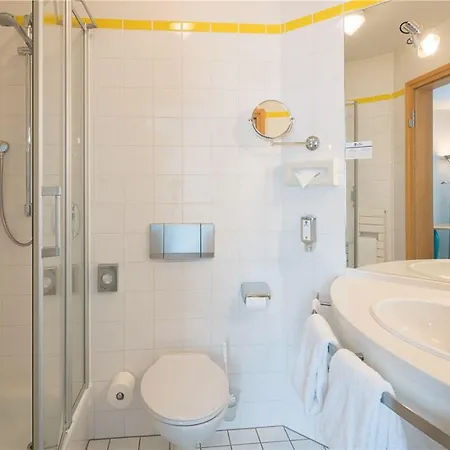 Hotel Western Im Forum Muelheim 4*