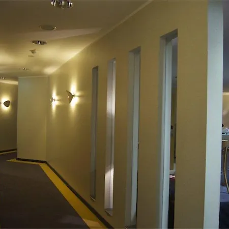 Western Im Forum Mülheim Hotel