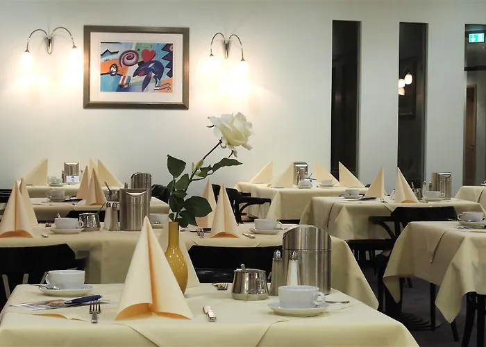 Western Im Forum Mülheim Hotel 4*